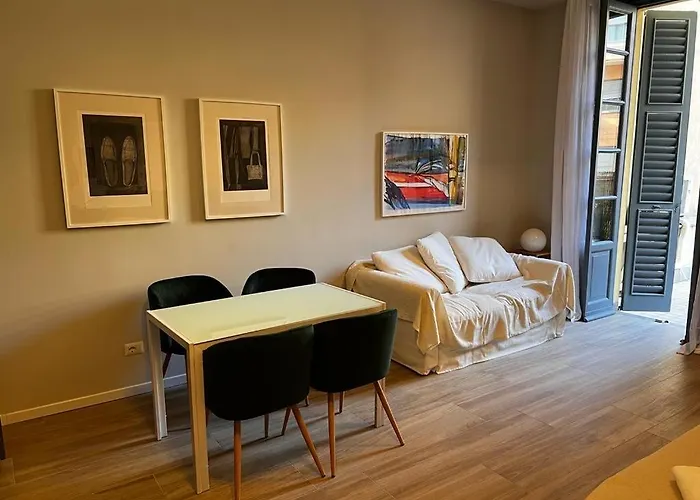 Deluxe King Studio