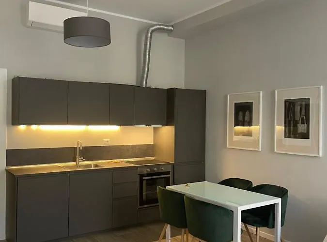 Deluxe King Studio